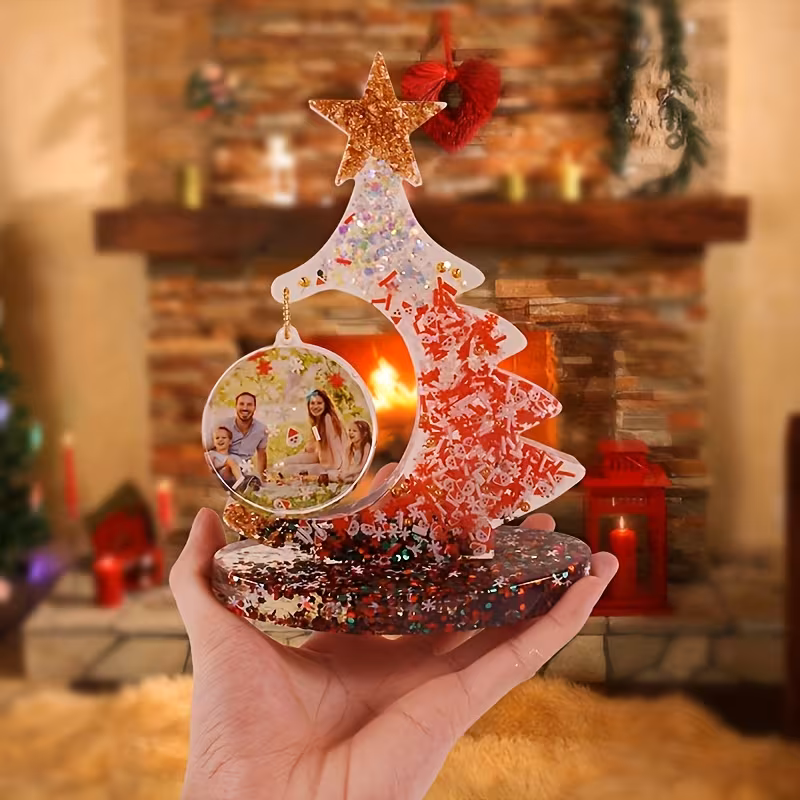 Árbol de Navidad Personalizado en Resina Epoxi – Diseño con Fotos Imagen de Árbol de Navidad Personalizado en Resina Epoxi – Diseño con Fotos